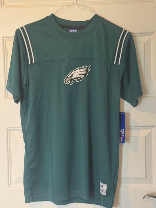 NFL Other - NFL Green Philadelphia Eagles Short-Sleeve Tee with Team Logo